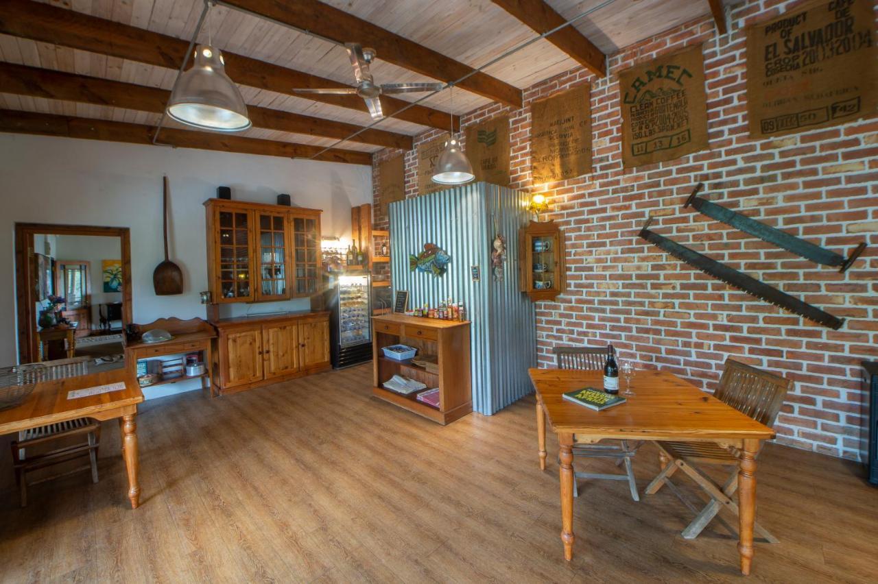 At The Woods Guest House Stormsrivier Luaran gambar